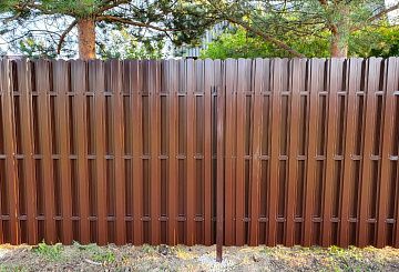 Забор из металлического штакетника ПРЕМИУМ (шахматка)